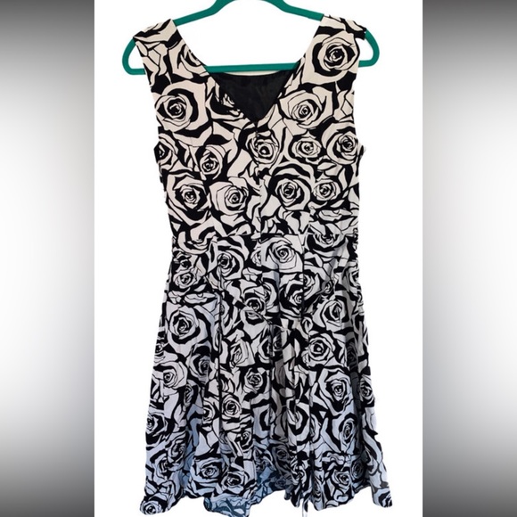F&F floral rose black and white dress 
Size 12 - Picture 2 of 3